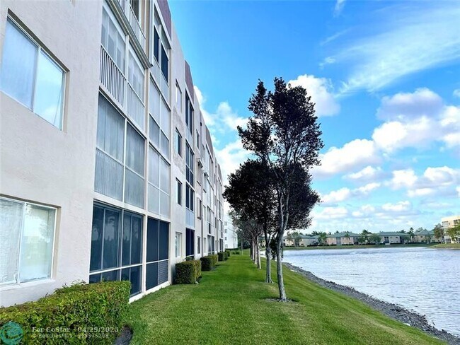 Photo - 7660 Trent Dr Unit 213