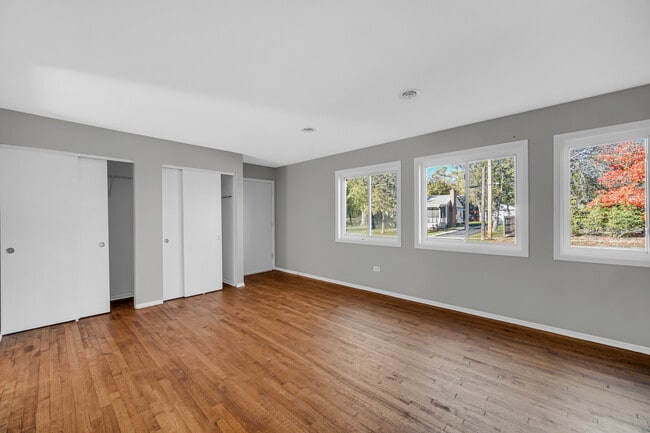 Photo - 31 Wellington Ave Unit 1