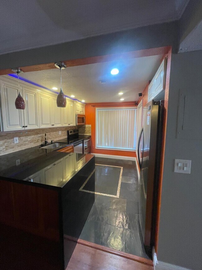 Photo - 4156 Inverrary Dr Unit 202