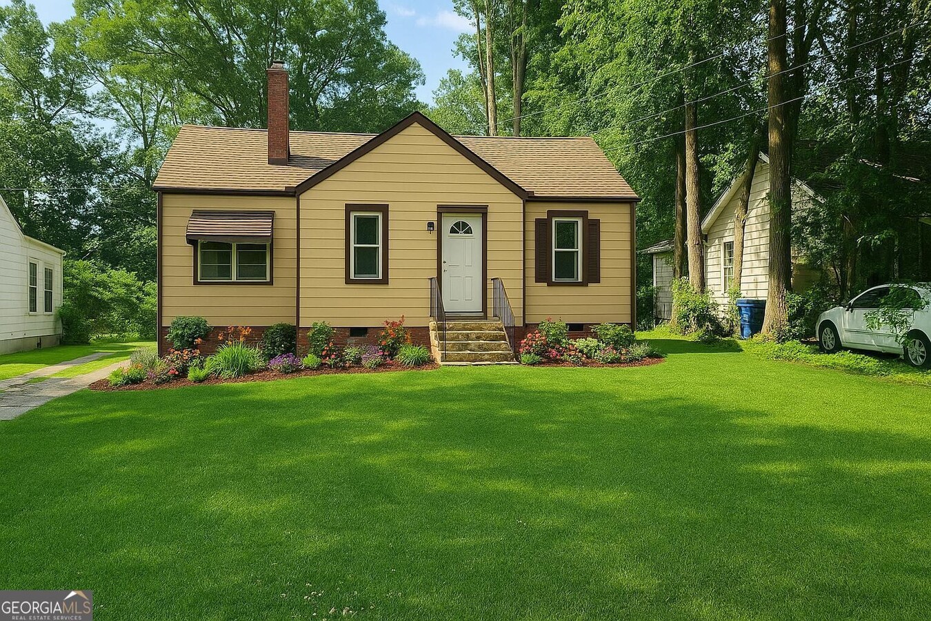 Photo - 1215 Lyndale Dr SE House