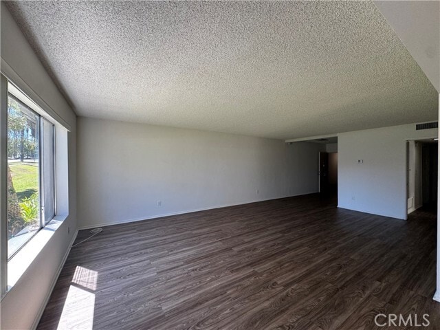 Photo - 475 E Cypress Ave Unidad 108