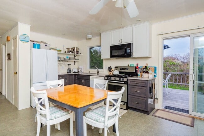 Photo - 28 Rehan Ave