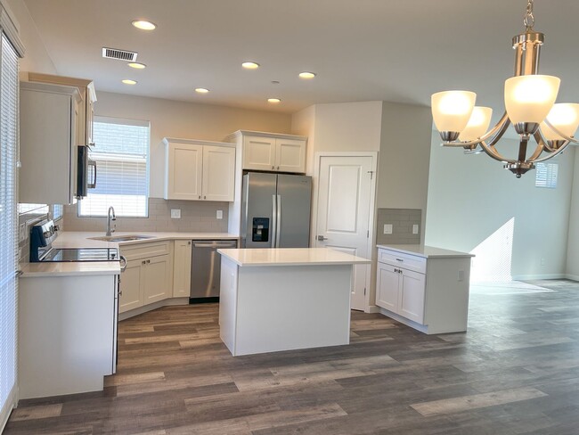 1496 Sangria Dr
