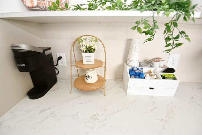 Photo - 517 Napoleon St Unit ID1037677P