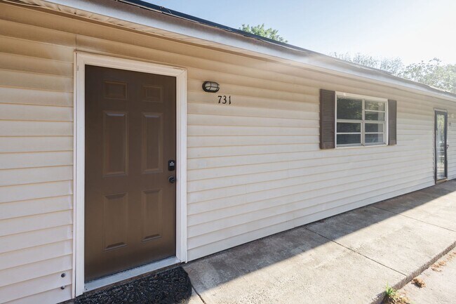 Photo - 729 Hammock St Unit 731