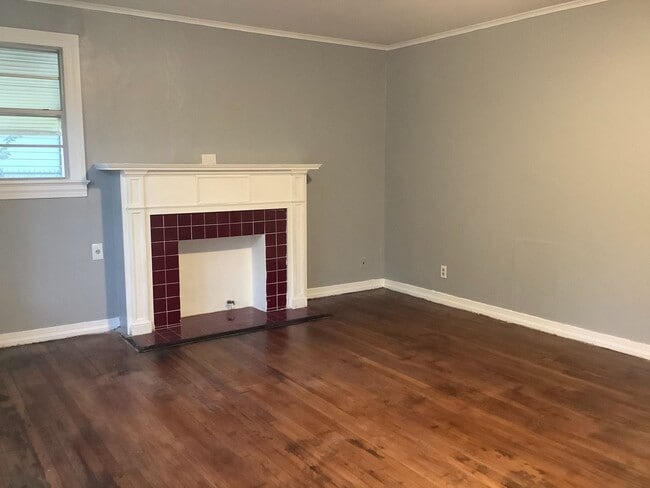 Photo - 2 Bedroom 1 Bath available for Rent