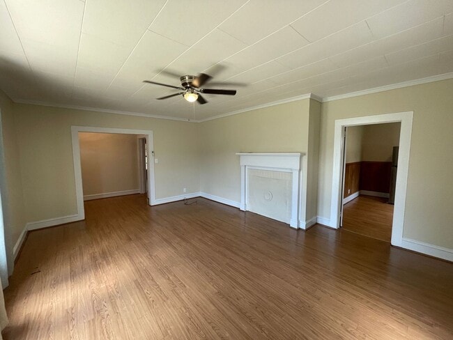 Photo - 107 Abernathy St