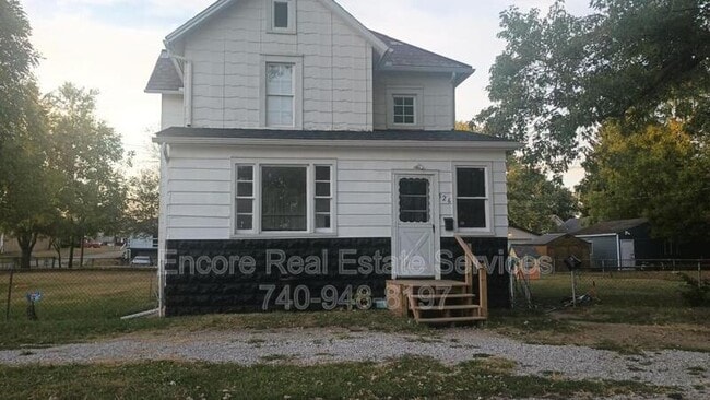 Building Photo - 526 Daniel Ave