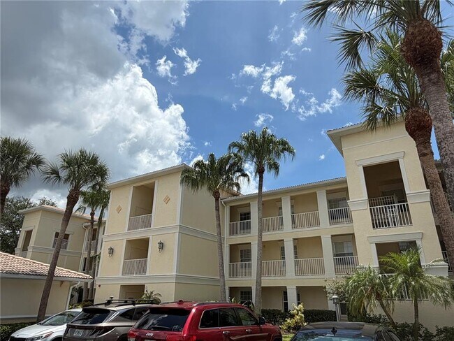 600 Gardens Edge Dr Unit 633