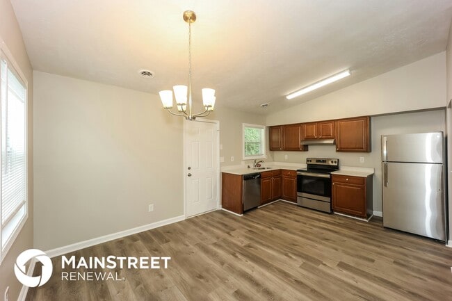 Photo - 53 Skylark Ln
