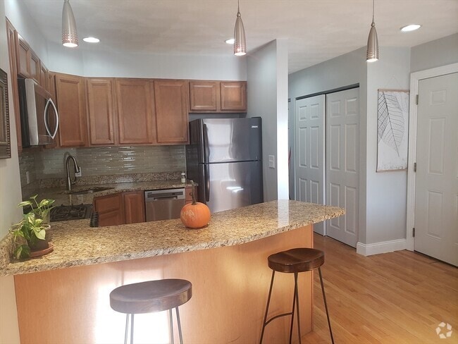 Building Photo - 30 Haynes St Unit 1 Rental