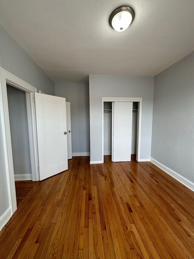 Photo - Palisades Towers