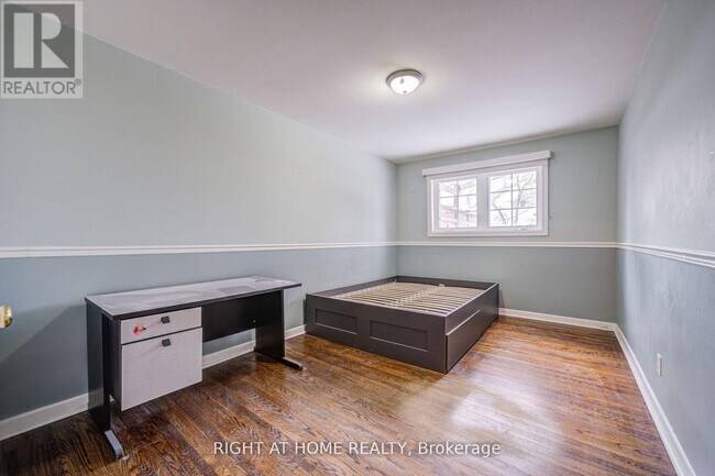 Photo - 107 Sherwood Forest Dr