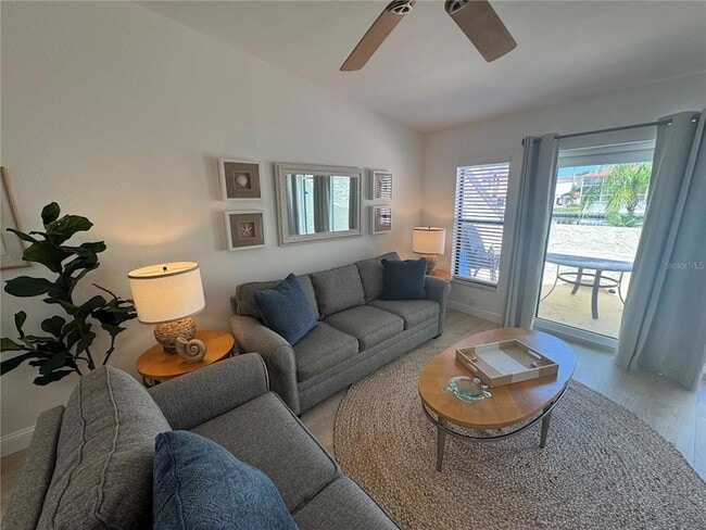 Photo - 2571 Cyprus Dr Unit 1-202