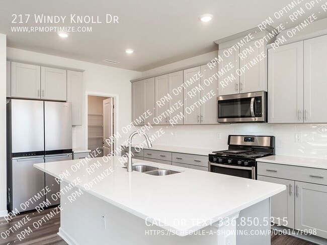 Photo - 217 Windy Knl Dr