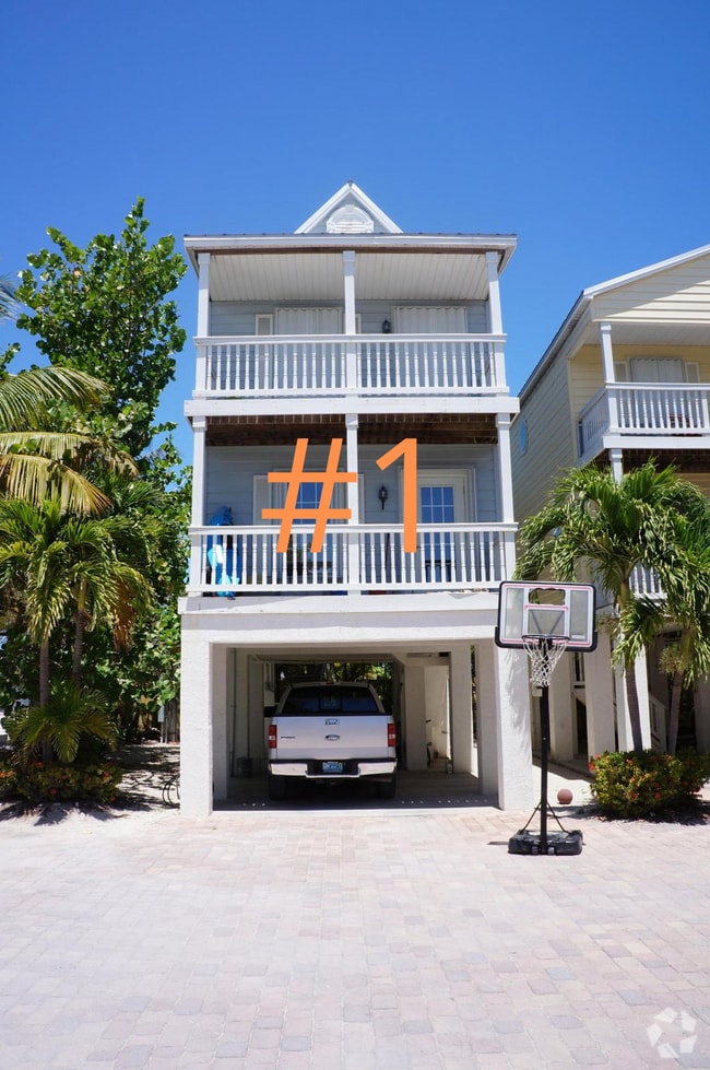 Building Photo - 374 73rd St Unit 1 Rental