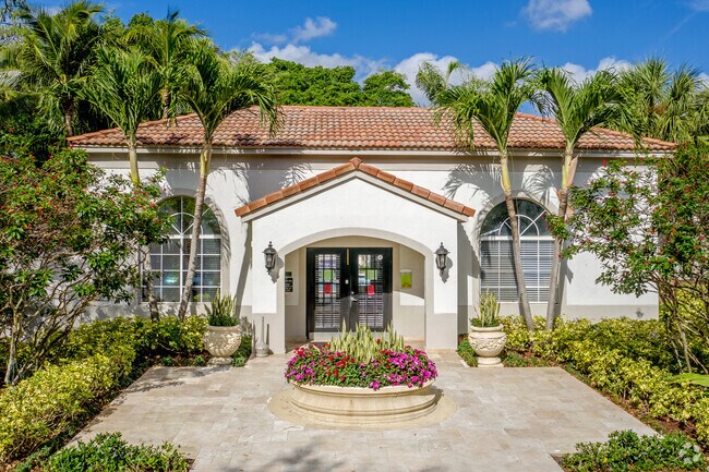 Leasing Center - Woodsdale Oaks