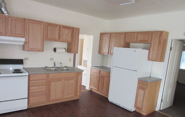 Photo - 912 N 1st St