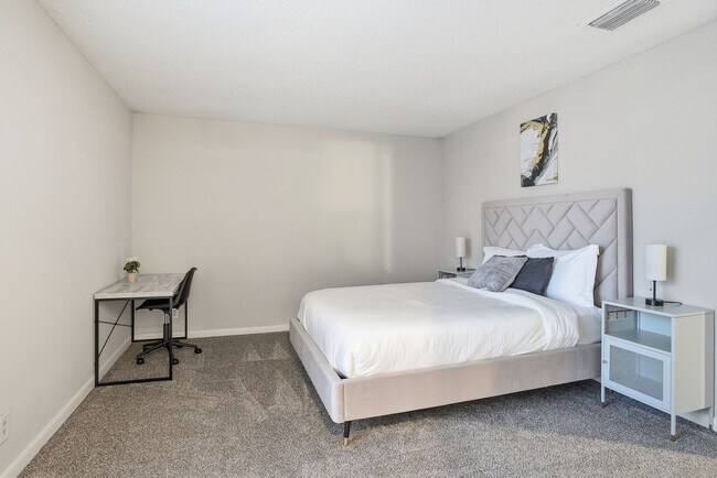 Photo - 3372 Fairway Oaks Dr Unidad SI FL2-ID1613291P