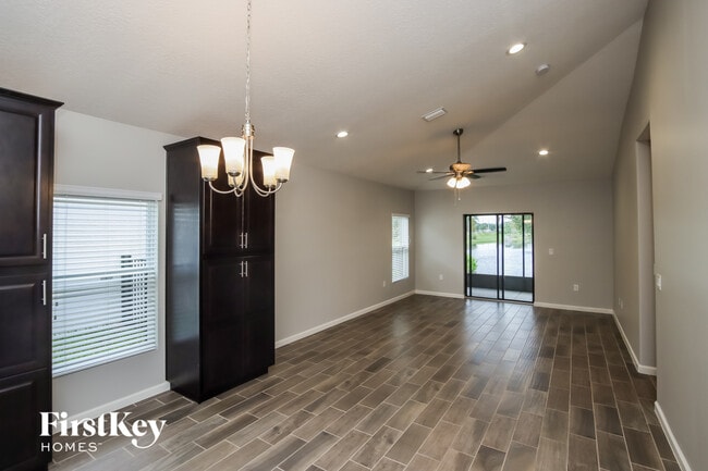 Photo - 3825 Harvest Cir