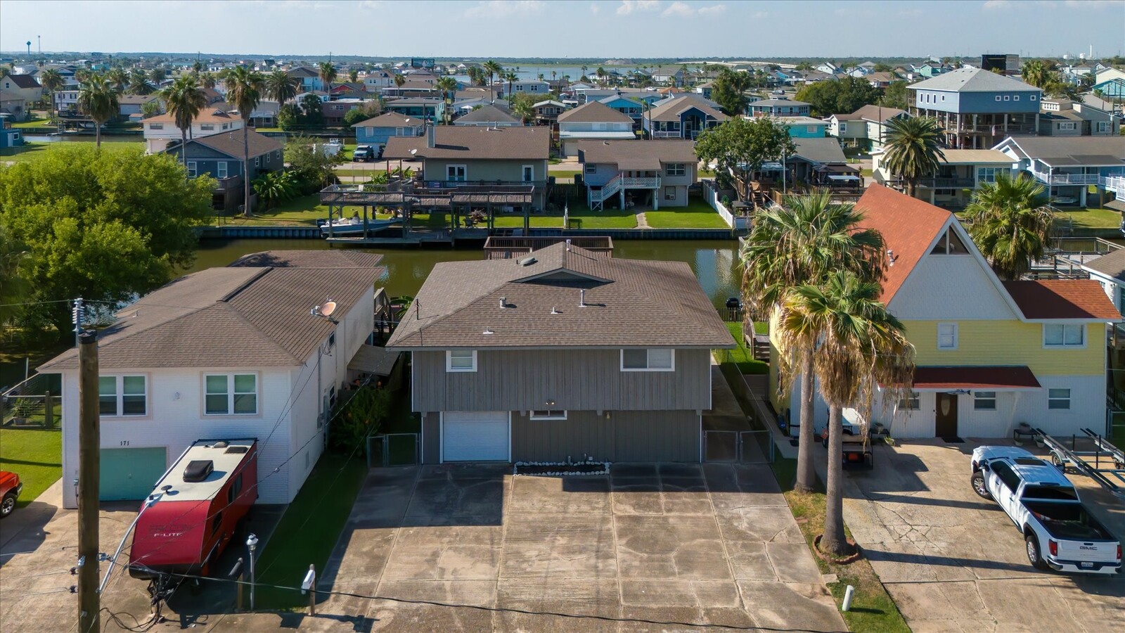 Photo - 170 Barracuda St