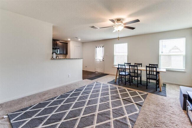 Photo - 773 Yearwood Ln