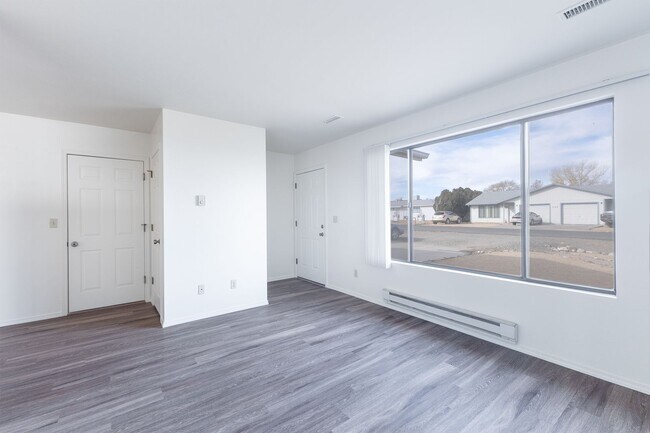 Photo - 3123 N Truwood Dr