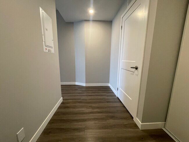 Photo - Stunning 2 Bed/Bath @ Platinum Condos Unité 711