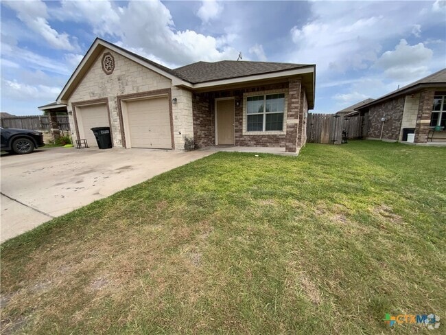 Building Photo - 1001 Leah Dr Rental