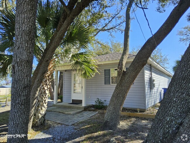 Building Photo - 1328 Friendship Ave Rental