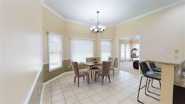 Photo - 605 Alexandria Dr