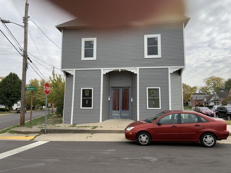 394 W Broadway - 394 W Broadway Casa