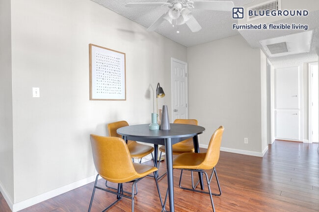 Photo - 6121 Glade Ave Unidad FL4-ID699