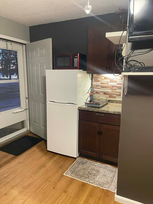 Photo - 605 30th Ave W Unit #7