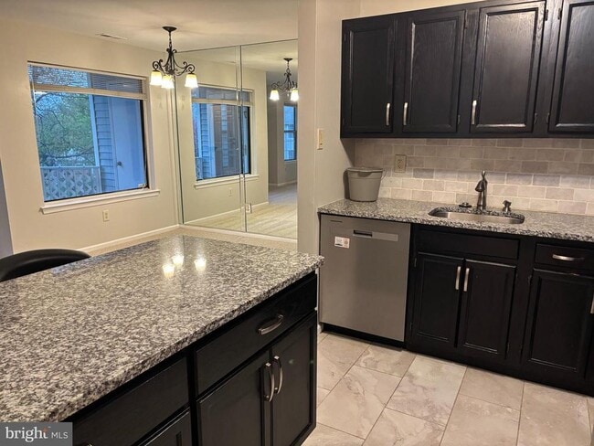 Photo - 1807 Diamond Dr