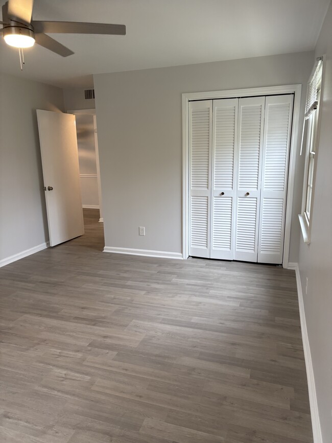 Photo - 4743 Hedgemore Dr Condo Unit N