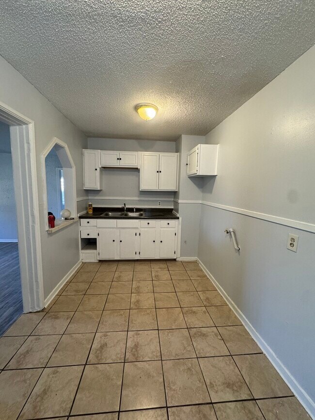 Photo - 1814 State St