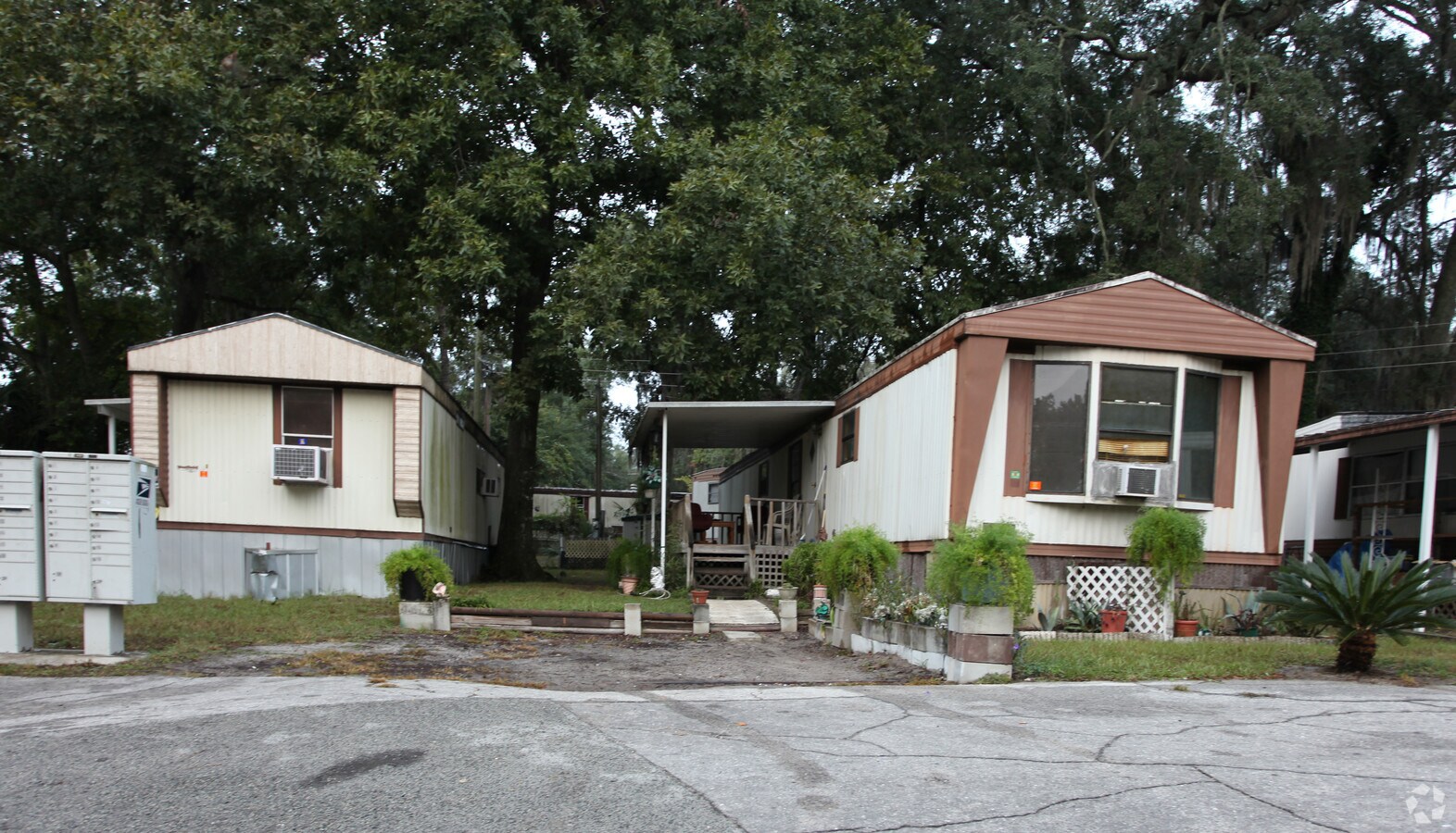 Oceanway Oaks Mobile Homes Park Apartments Jacksonville, FL