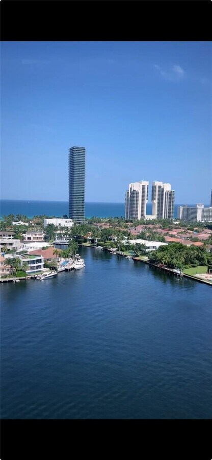 Photo - 19707 Turnberry Way Condo Unit # 19H