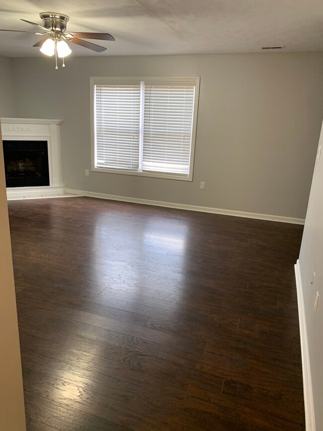 Photo - 113 Rystan Pl