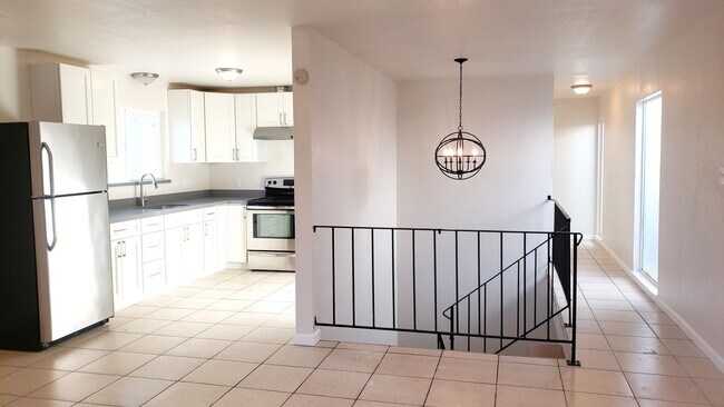 Photo - 7449 - Apartment Unit B