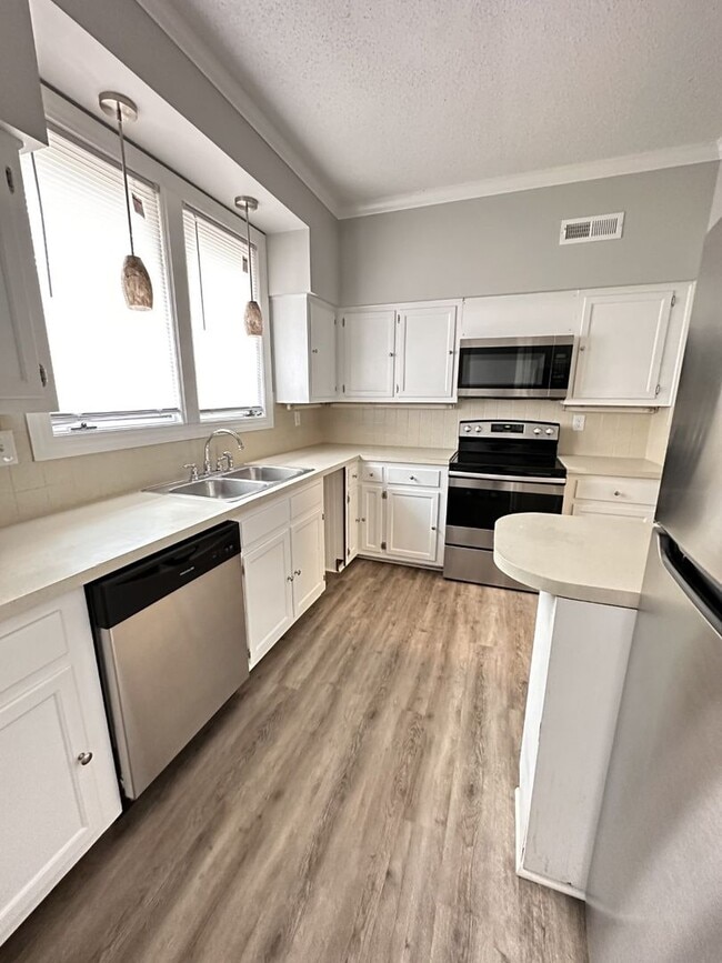 Photo - Coming Soon.....Large 2 Bedroom 2 Bath Condo in the Forest Oaks Community!!