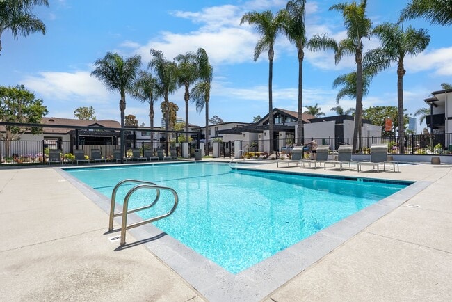 Surf House Apartments
