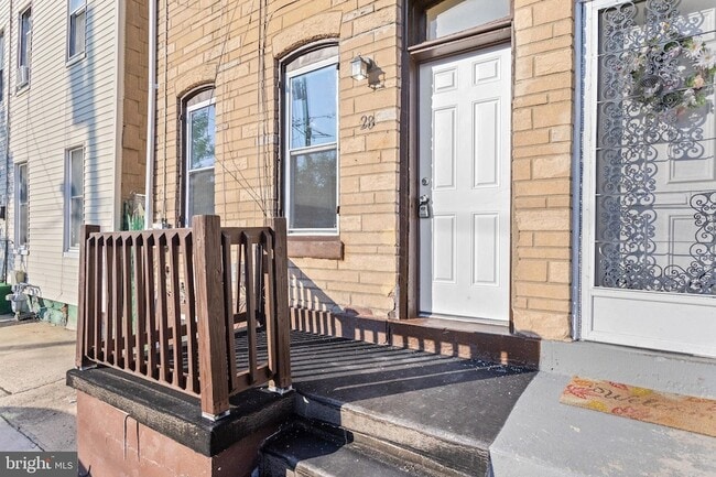 Photo - 28 Poplar St
