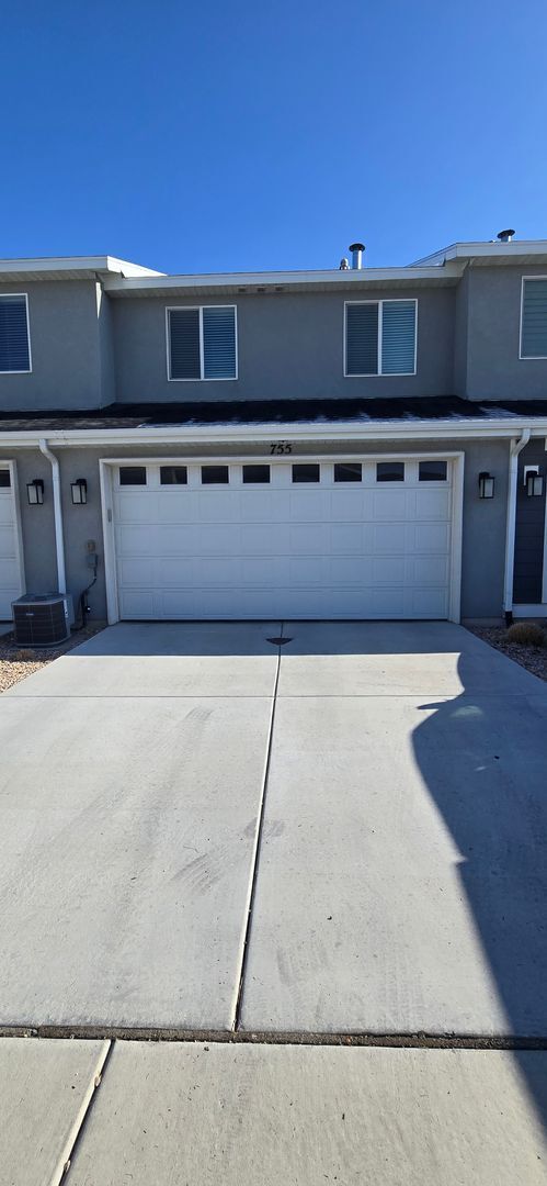 Building Photo - 3 Bed 2 Bath Townhouse in Lehi!!