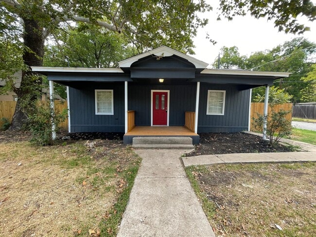 Photo - 307 N Buffalo St Casa