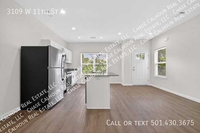 Photo - 3109 W 11th St