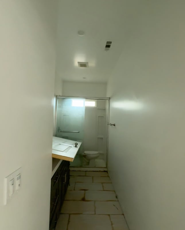 Photo - 127 E 11th St