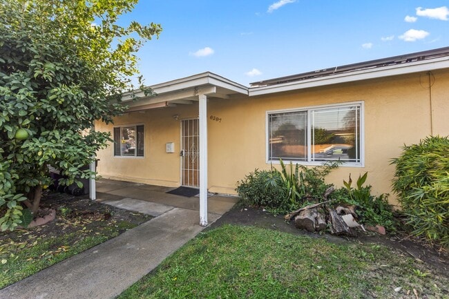 Photo - 6297 Orizaba Ave Unidad Orizaba Ave House