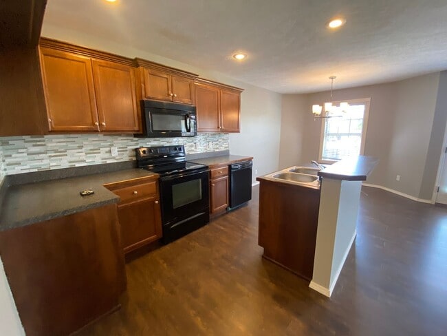Photo - 4382 W Loren St